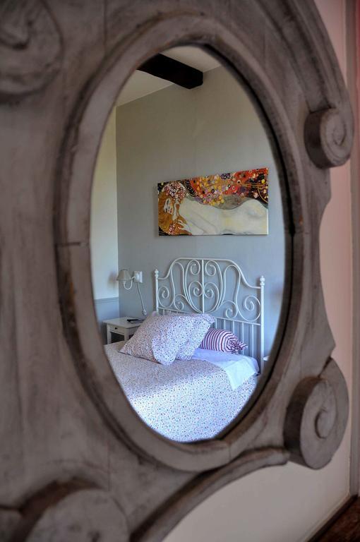 Chateau De Matel Bed & Breakfast Roanne Room photo